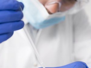 دوره مهارت‌های تخصصی در آزمایشگاه میکروبیولوژی